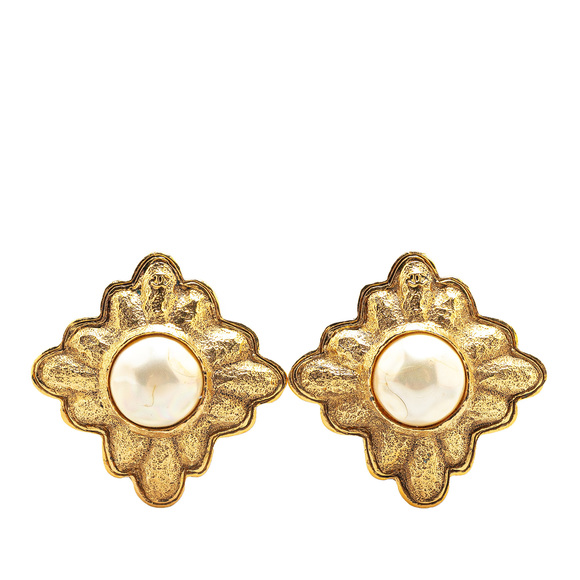 Pre-Loved Chanel Gold Plated Faux Pearl Clip on Earrings - Picture 1 of 3